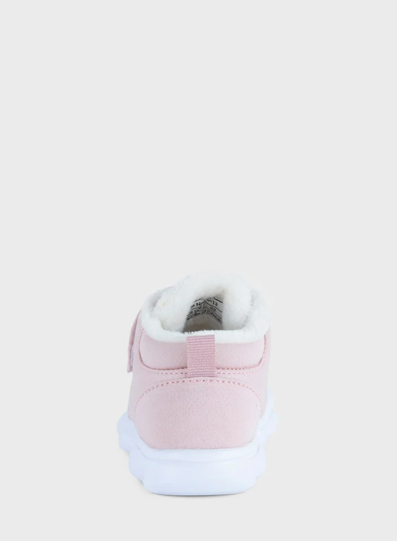 JUST KIDS BRANDS Infant Quci Single Velcro Sneaker