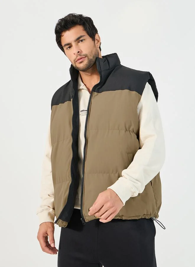Styli Styli Quilted Color Block Sleeveless Puffer Jacket with Welt Pockets