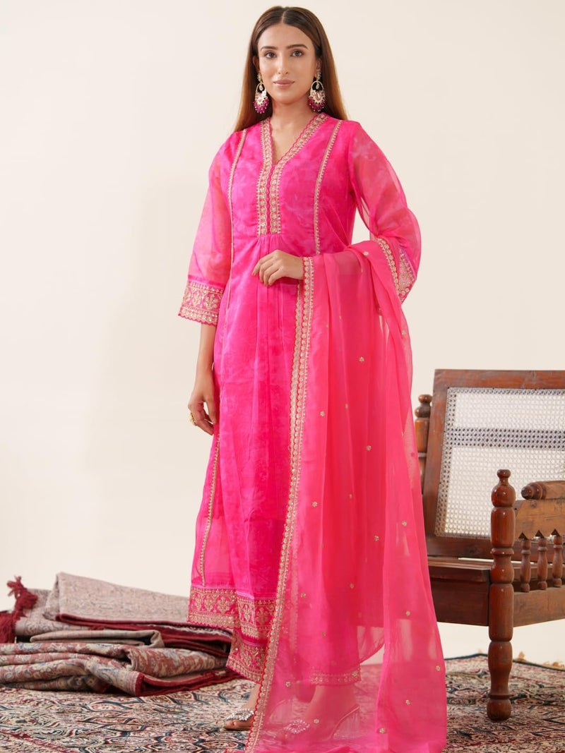 Kaari Women's Embroidered Kurti Set with Dupatta | Ethnic Suits with Embellished Dupatta | Everyday and Festive Kurti Set for Women|Rani|M - Image 3