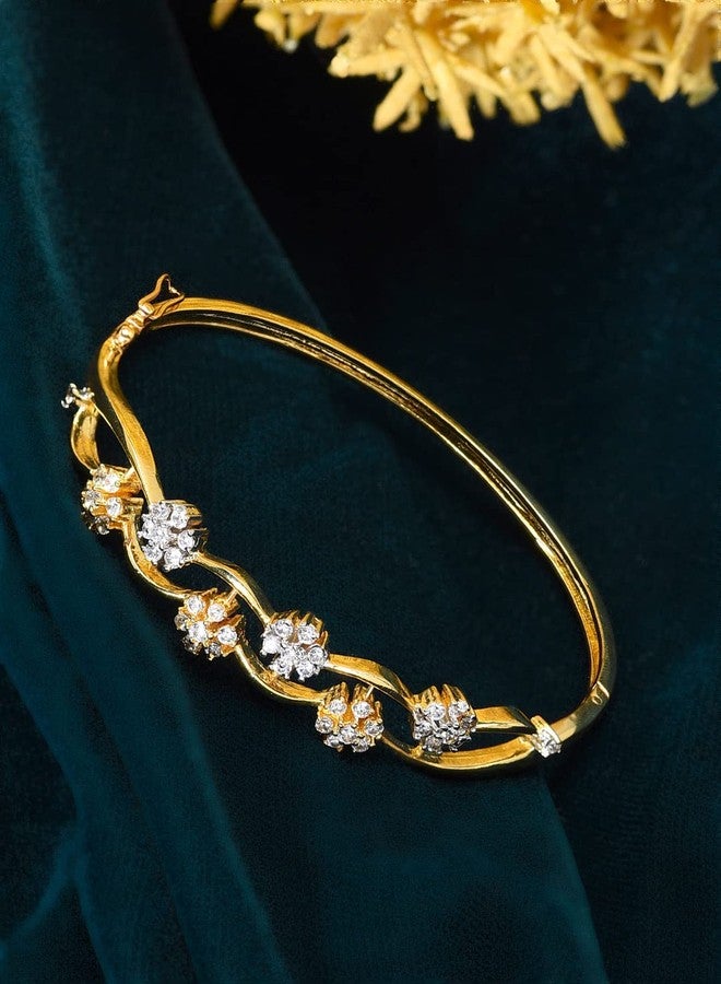 Zaveri Pearls سوار زافيري بيرلز المرصع بأحجار الزركونيا المكعبة بتصميم زهري قابل للفتح للنساء - ZPFK4800 - Image 3