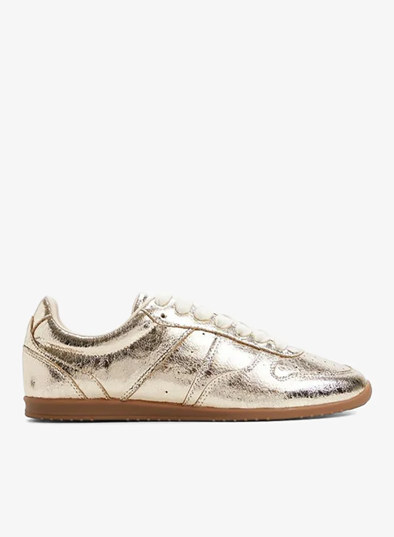 Call it Spring Alexandraa Ladies Gold Low Top Sneaker