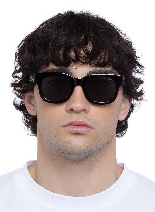 Solarized BLOCK D-FRAME Luxury Sunglasses for Men & Women – High Quality Designer Eyewear, UV Protection, Stylish Frames, Timeless Elegance, and Fashionable Eye Shades  - Image 3