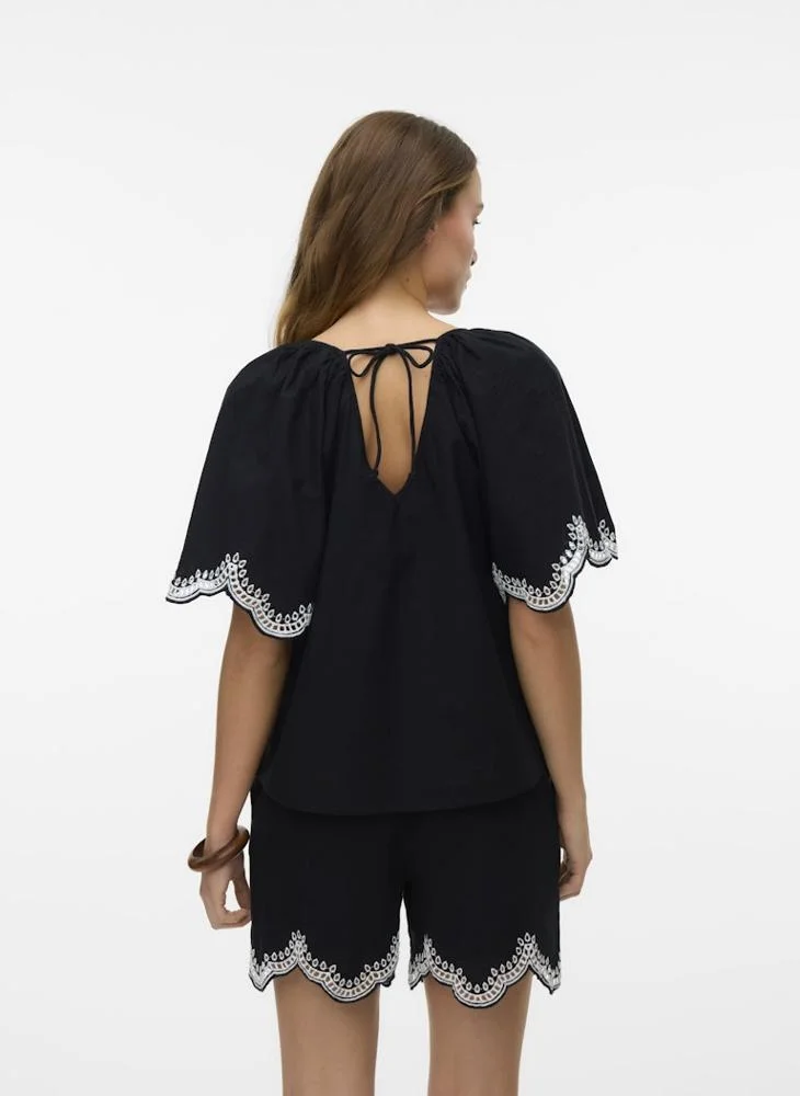 VERO MODA V-Neck Drawstring Detailed Top