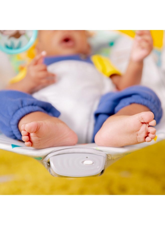 برايت ستارتس كرسي هزاز للأطفال من برايت ستارتس، مزود باهتزازات مهدئة، قابل للإزالة، مزود بقضيب ألعاب، وأقدام مانعة للانزلاق، مناسب للأطفال من عمر 0 إلى 6 أشهر، حتى وزن 20 رطلاً (متعة السفاري) - Image 4