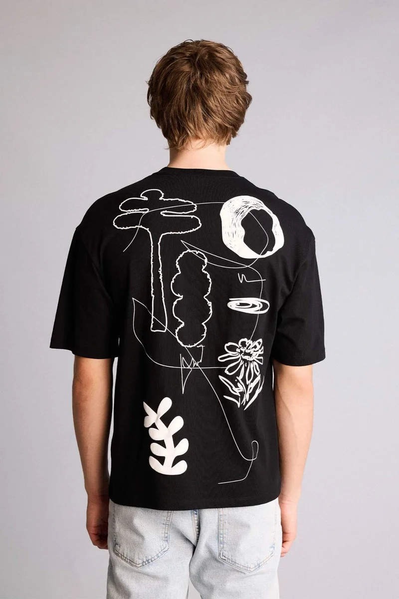 ديفاكتو Boxy Fit Printed Short Sleeve T-Shirt
