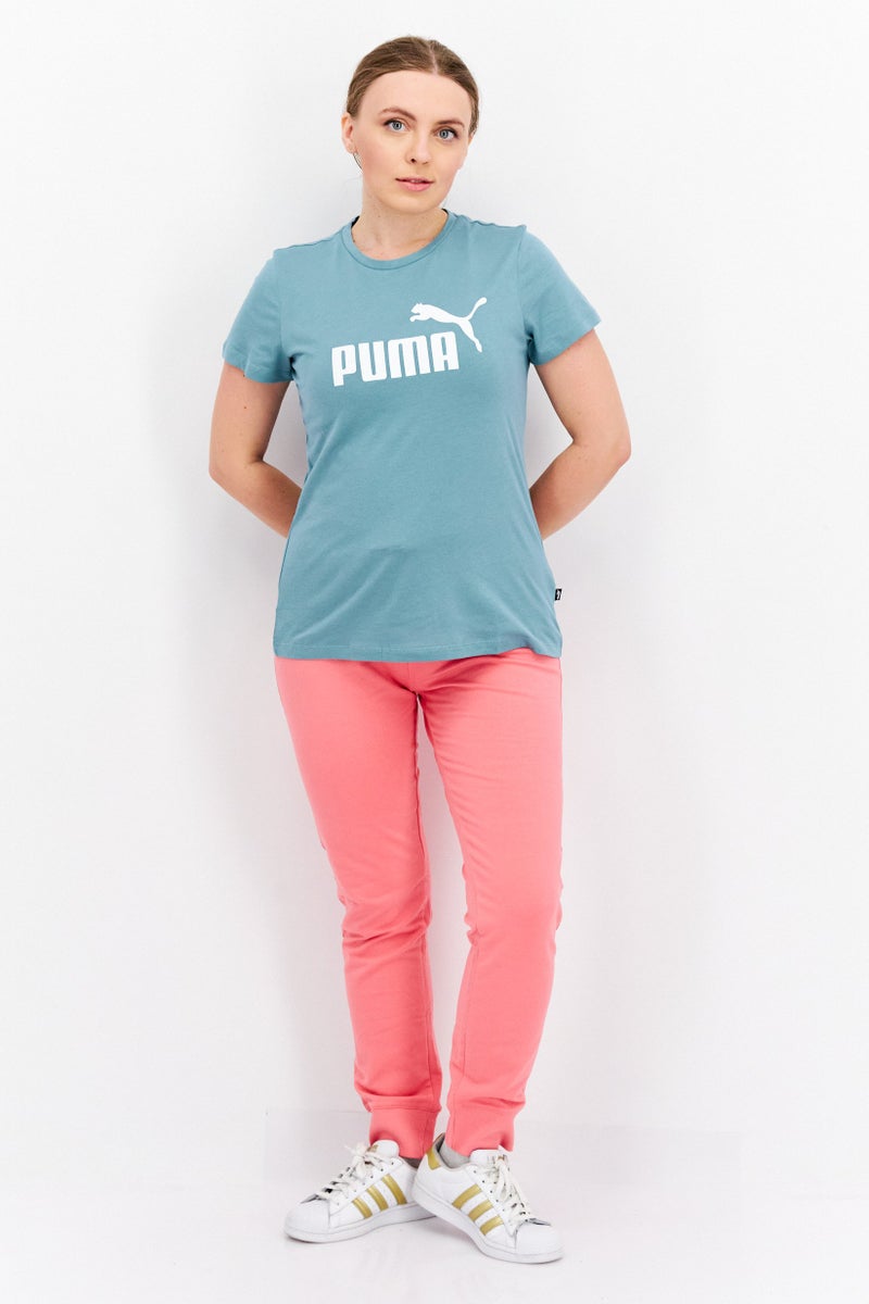 PUMA تي شيرت رياضي نسائي مناسب للتدريب بشعار العلامة التجارية، أخضر - Image 2