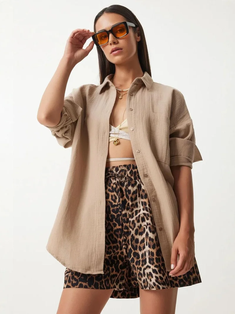 السعادة في إسطنبول ISTANBUL Oversized Textured Cotton Shirt with Pocket