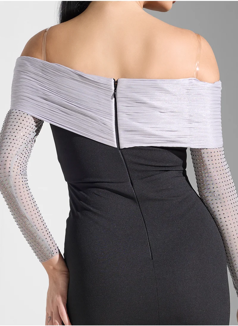 Namshi x Off Shoulder Dess With Shimmer Sleeve