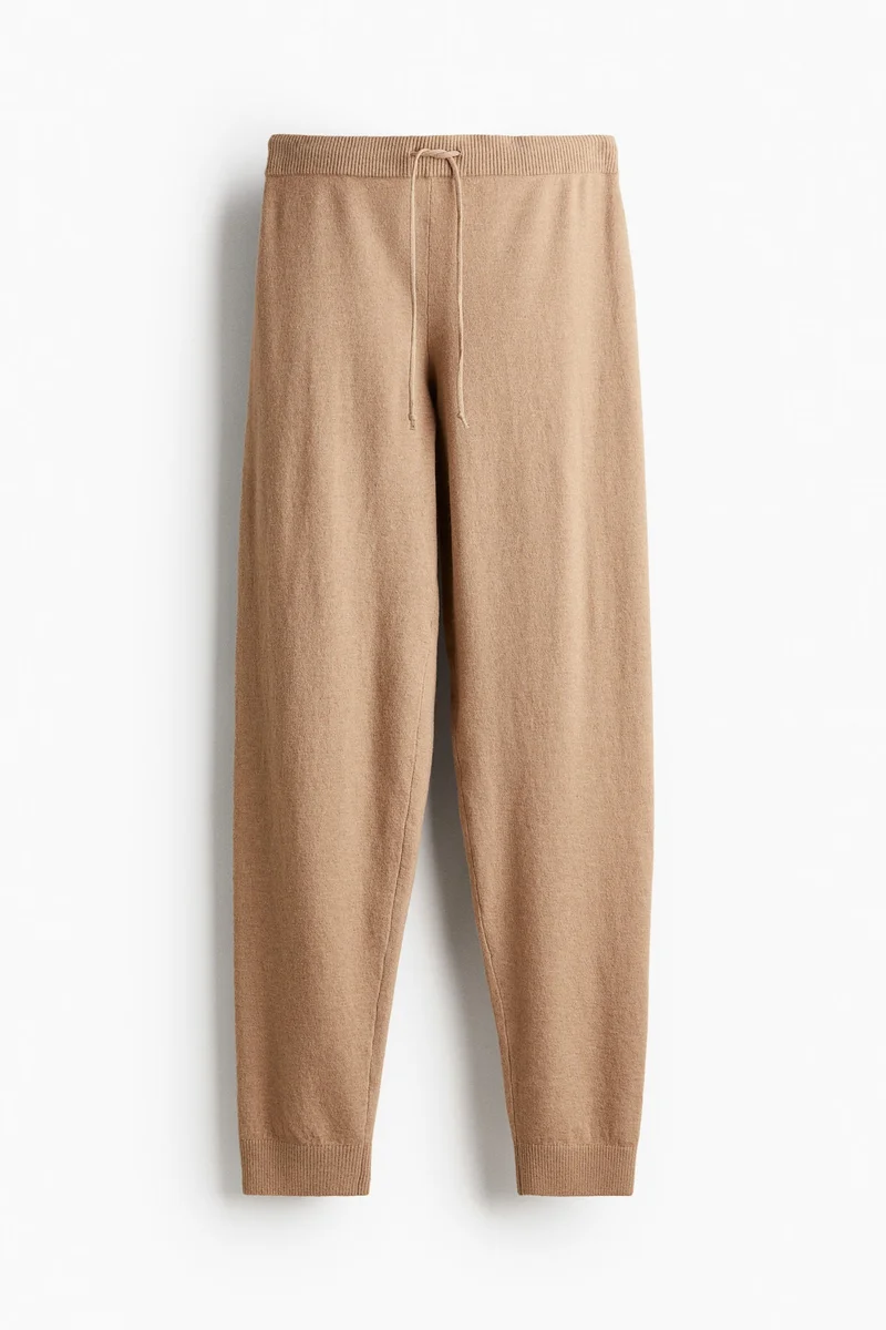 اتش اند ام بنطلون رياضي محبوك