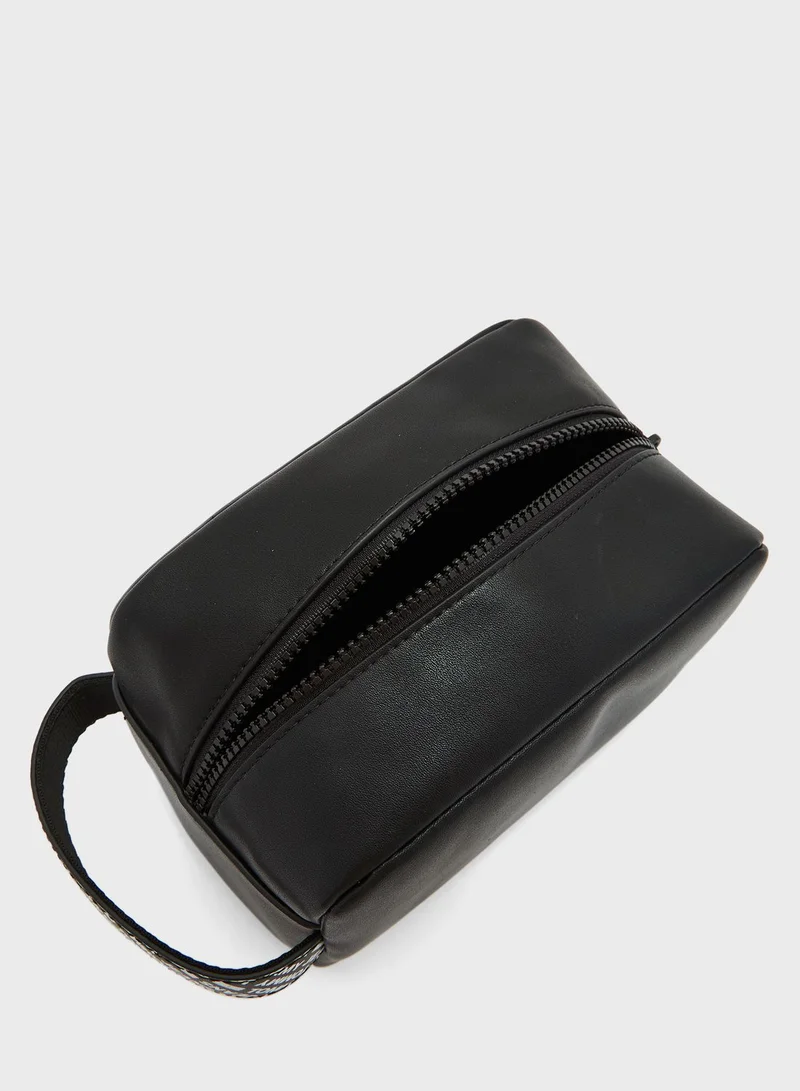 TOMMY JEANS Essential Leather Washbag
