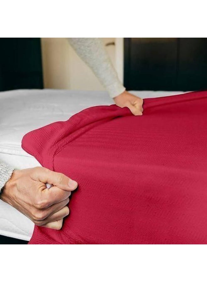 Solo Waterproof Mattress Protector 160cm - Image 1
