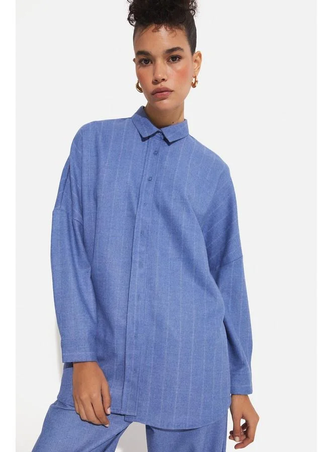 JUNE June Women Exclusive Boyfirend/Wide Fit Viscose Blend Striped Shirt Blue