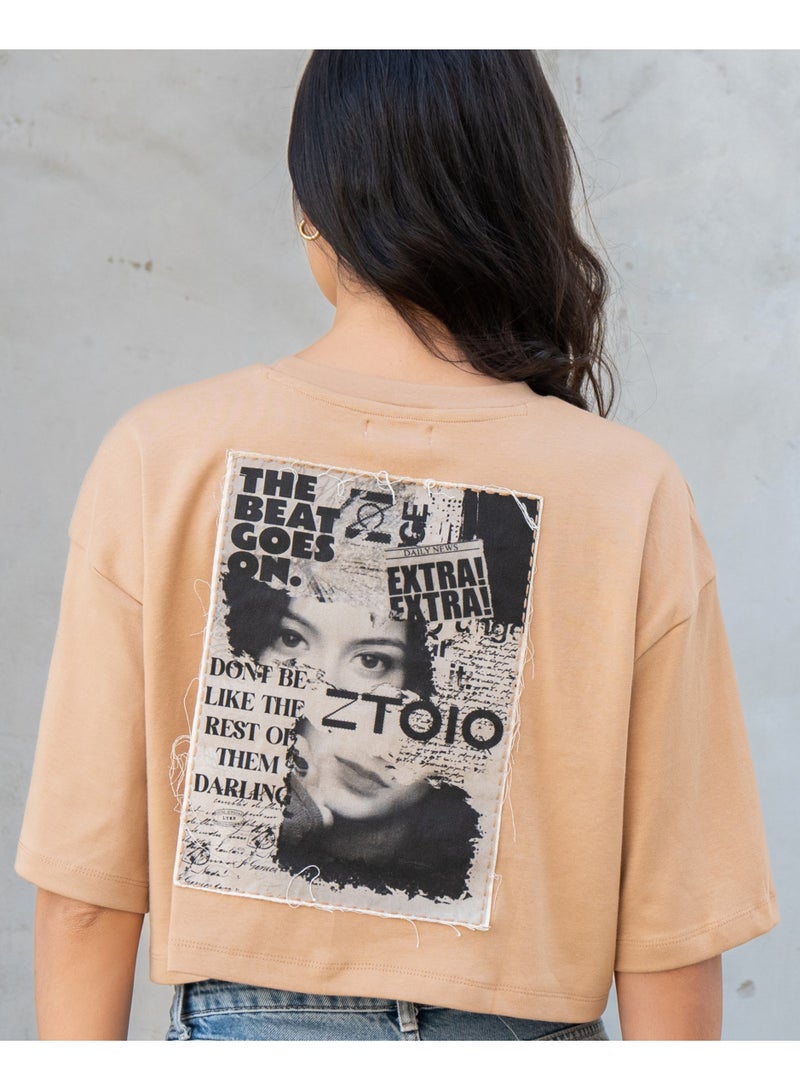 زتويق ZTOIQ Premium Tapestry Applique Oversized Crop Top for Women – Unique Streetwear with Handcrafted Design  - Image 4