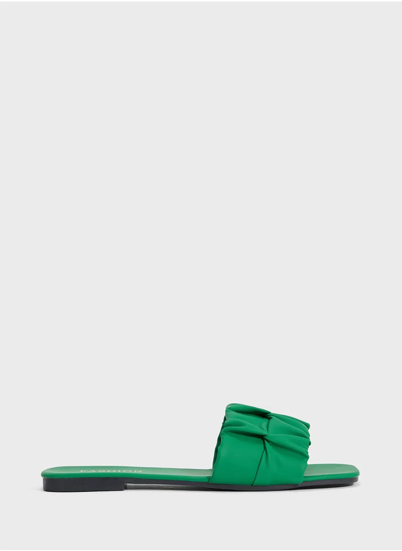 ايلا Ruched Strap Flat Sandal