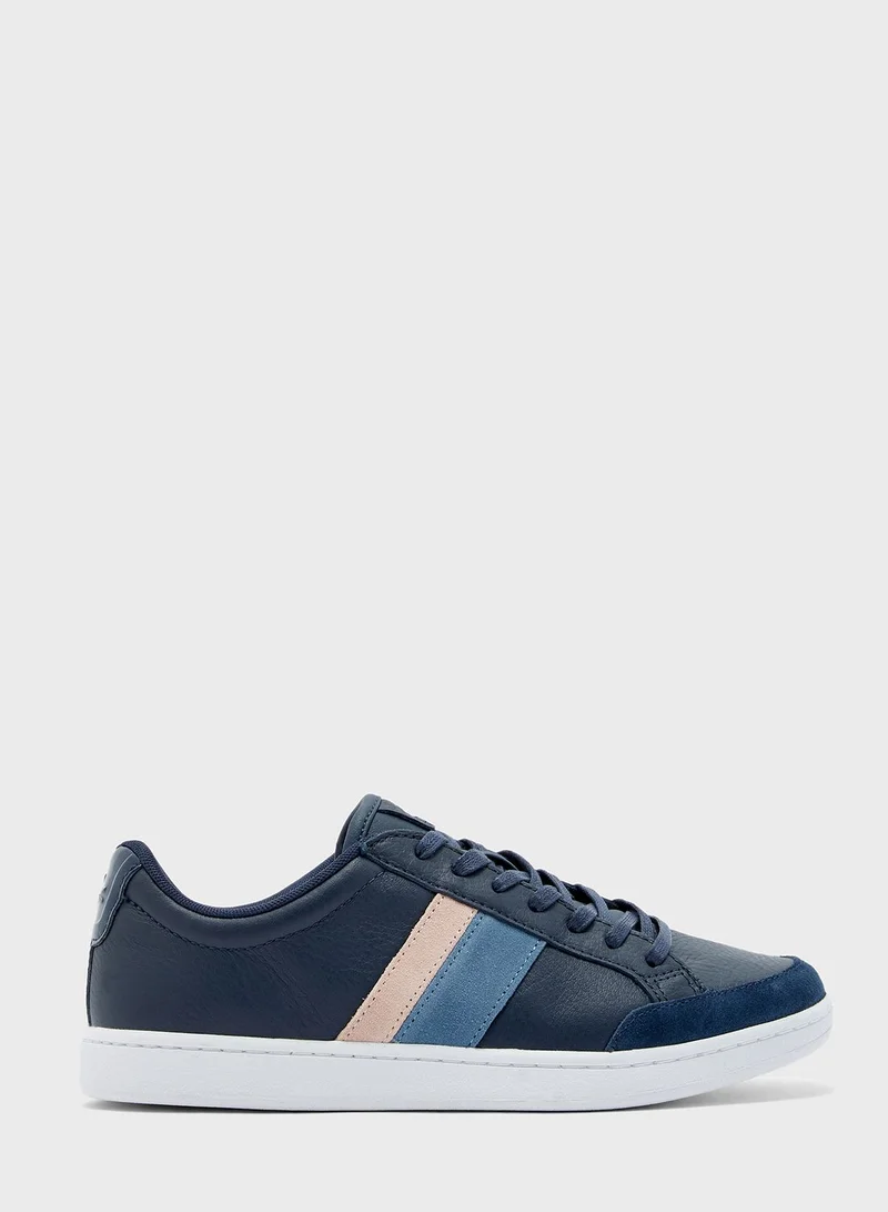 LACOSTE Carnaby Ace Low-Top Sneaker