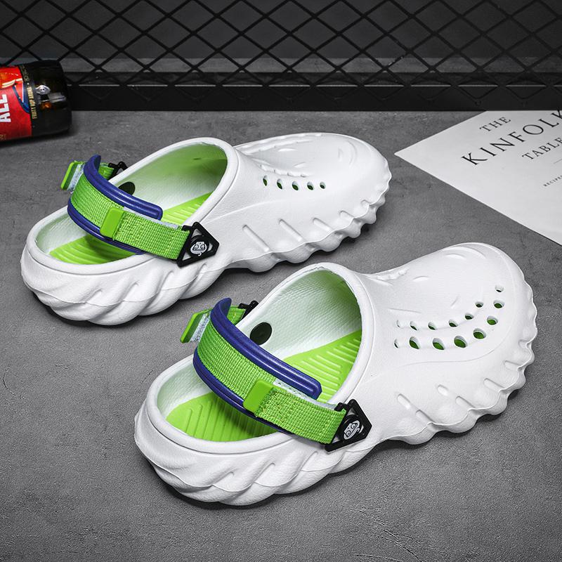 Large Size Hole Shoes Men'S Eva Anti-Slip Soft Bottom Toe Sandals Beach Shoes - Image 1