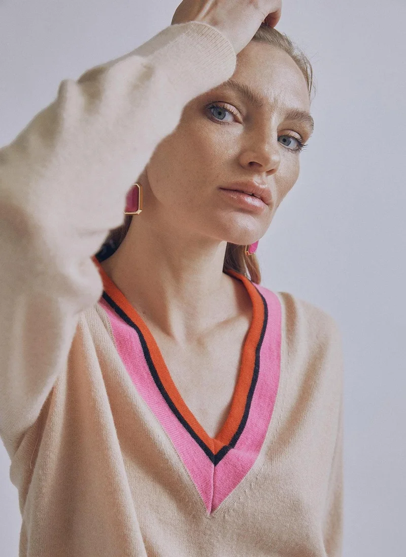 Lola Casademunt Contrast V-neck sweater