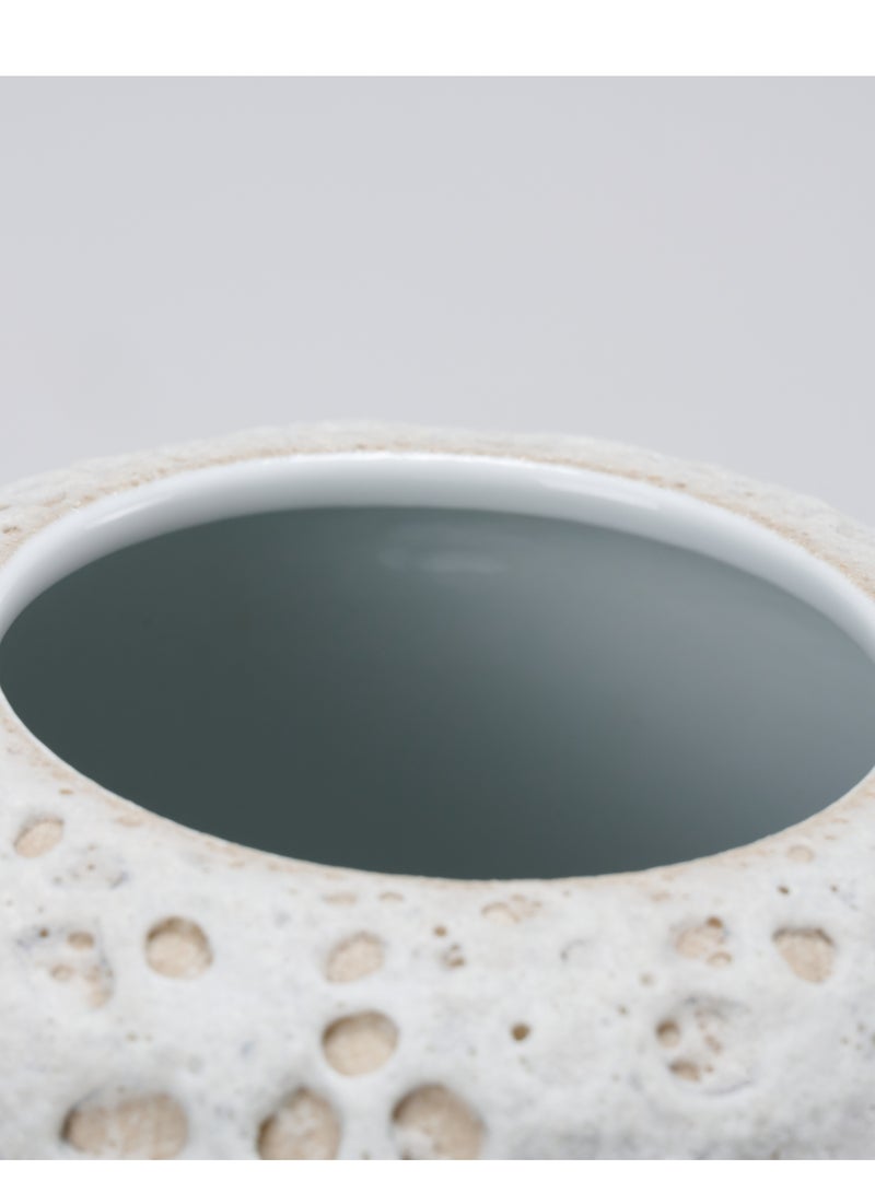 AL HUZAIFA FURNITURE Noam Ceramic Vase In Dotted Design  - Image 4