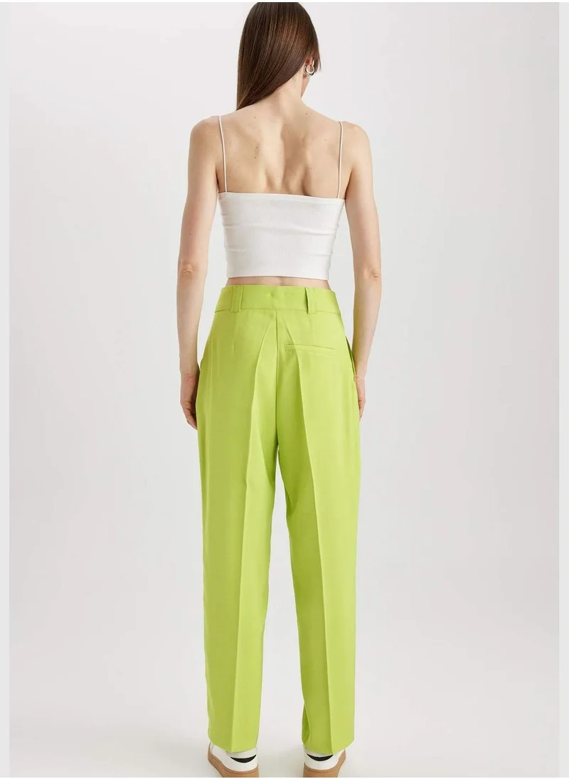 ديفاكتو Woman Straight Fit Woven Trousers