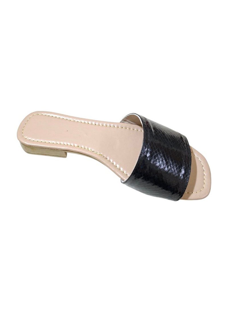 Karisma Simple Strap Flat Squared Toe Slippers With Snake Print Material - Image 3