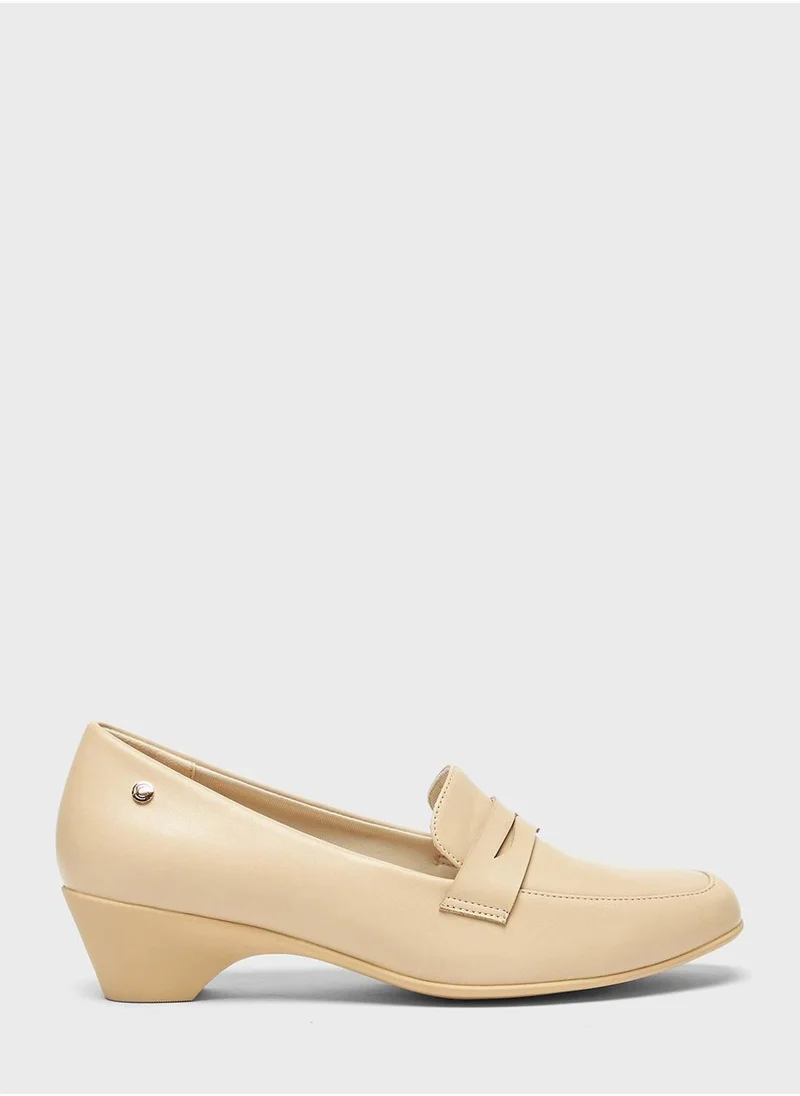 لو كونفورت Ankle Strap Mid Heel Pumps