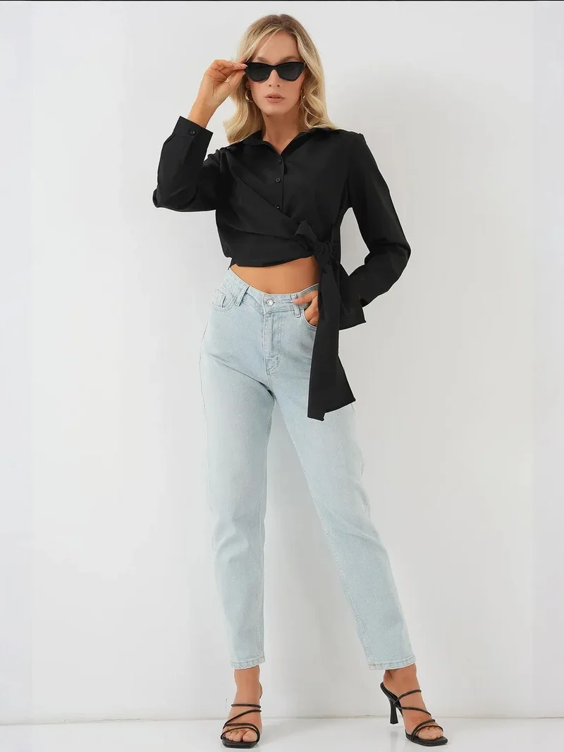 بيغ دارت بلوزة قصيرة من  مع تفاصيل فيونكة