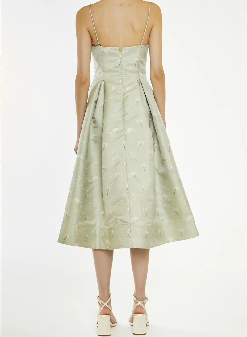 ترو ديكادينس Estella Green Floral-Jacquard Cami Skater Midi-Dress