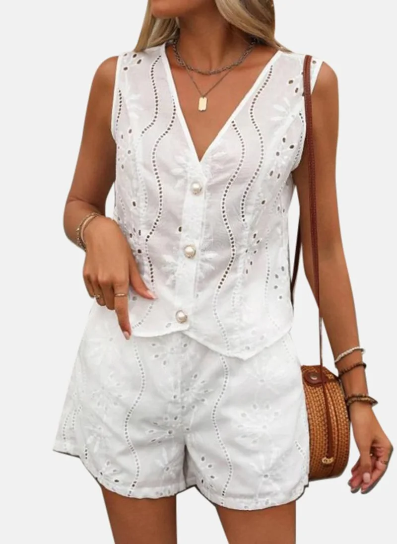 يونيكي White Solid Shorts With Top