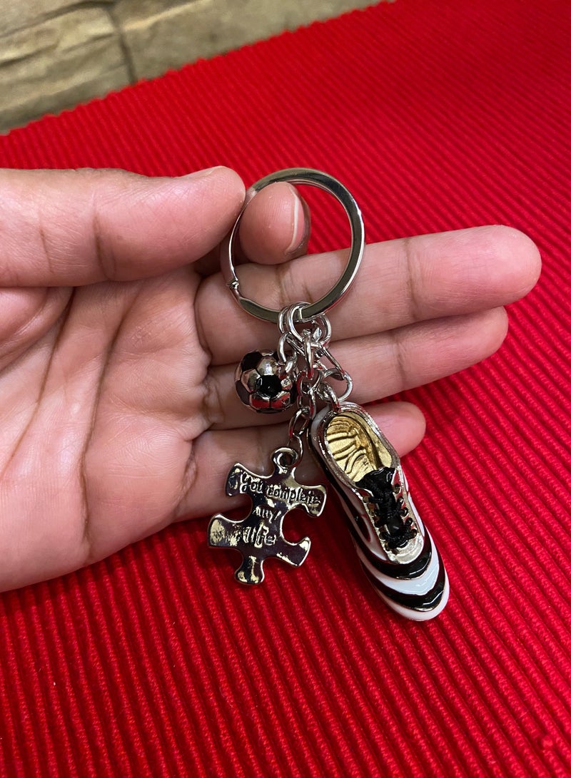 Noonflower Keychain For Football Lovers - Image 4
