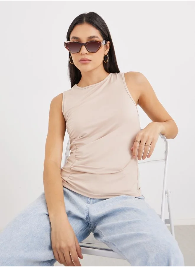Styli Styli Sleeveless Ruched Detail Round Neck Knit Top