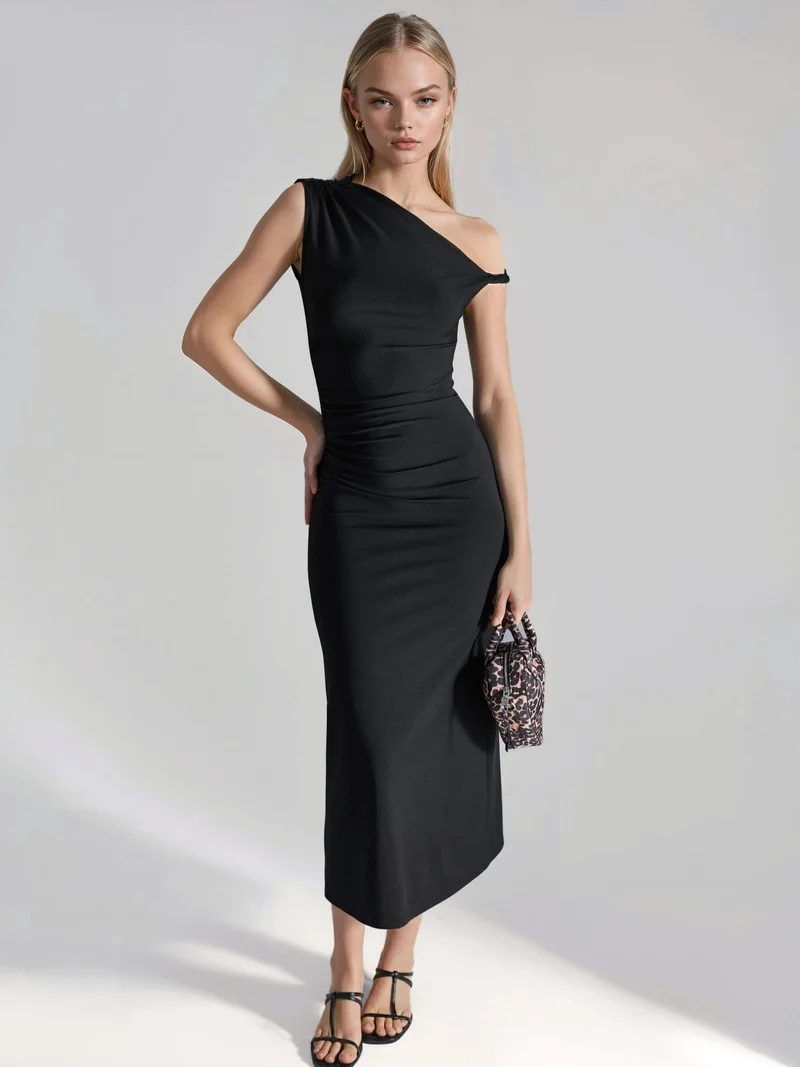 هيكاب Asymmetrical Collar Bodycon Midi Dress