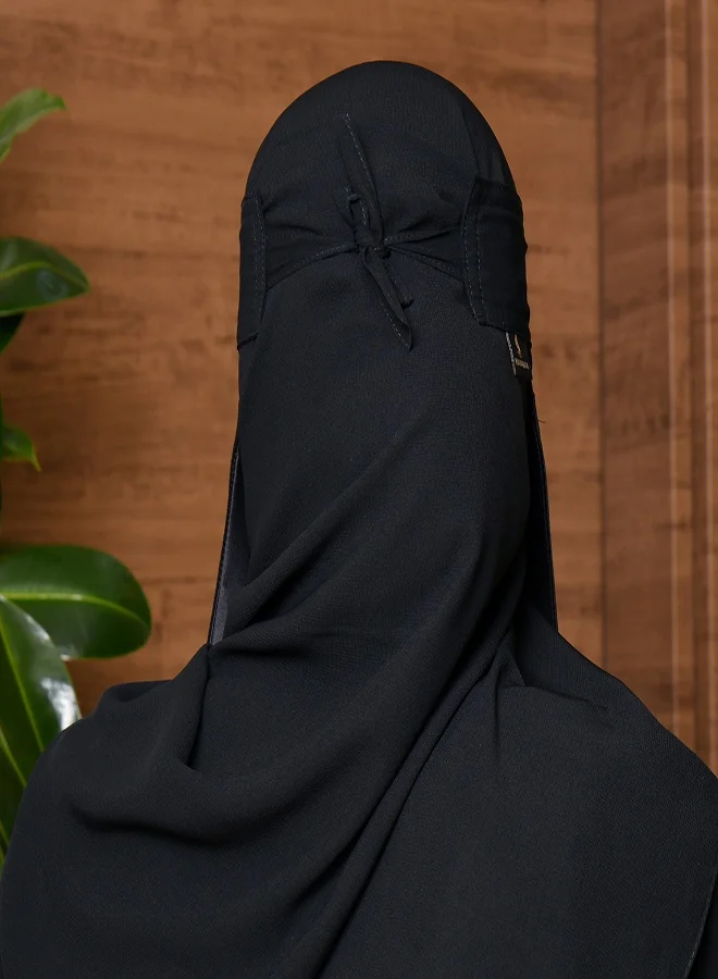 عبايات حوراء نقاب قصير بمطاط مائل وبطانه حرير ورباط اغلاق