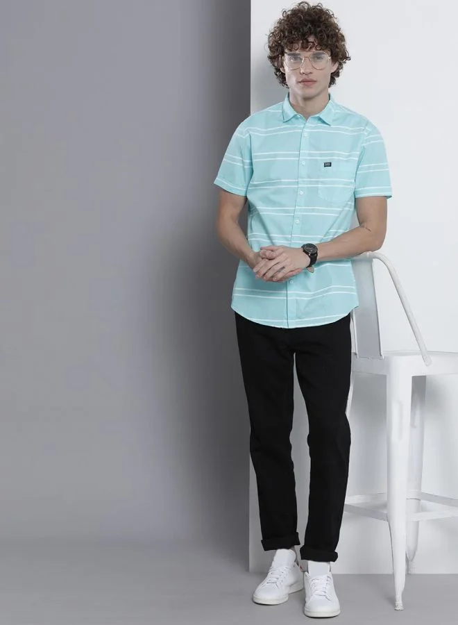 The Indian Garage Co Men Slim Fit Striped Half Sleeves Spread Collar Casual Shirt