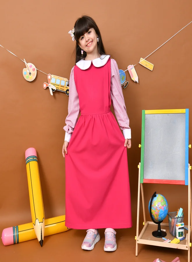 HAWRAA ABAYA Tulia Fushi Apron: White collar, checkered sleeves and hidden pockets