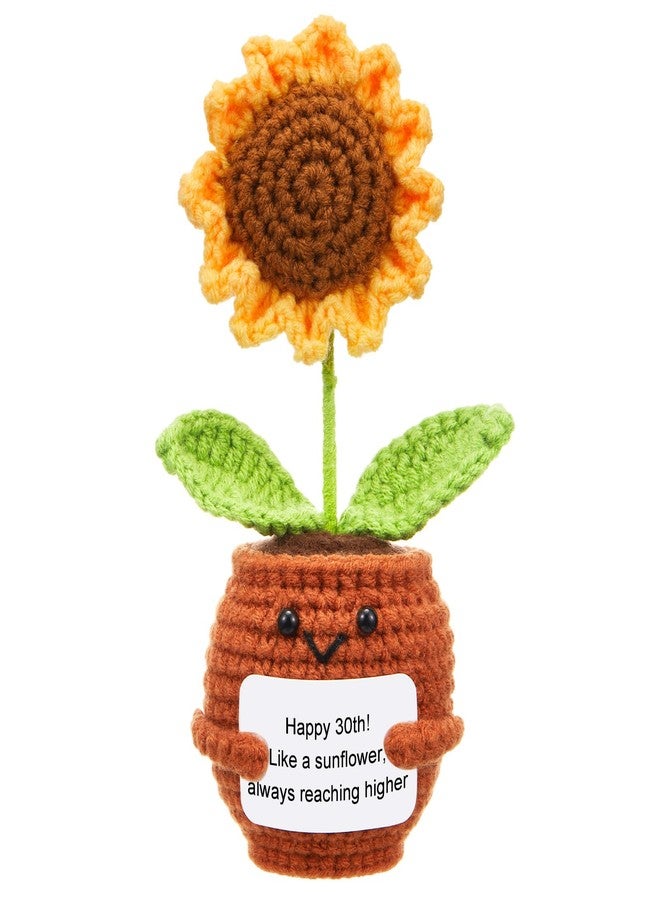 SmoothNovelty هدية عيد ميلاد مميزة من سموث نوفيلتي، زهرة عباد الشمس الصغيرة المصنوعة بالكروشيه، هدية لطيفة وإيجابية للنساء المولودات عام 1995، نبتة كروشيه مع بطاقة تفاؤل، هدية رائعة للمرأة، ديكور مميز - Image 1