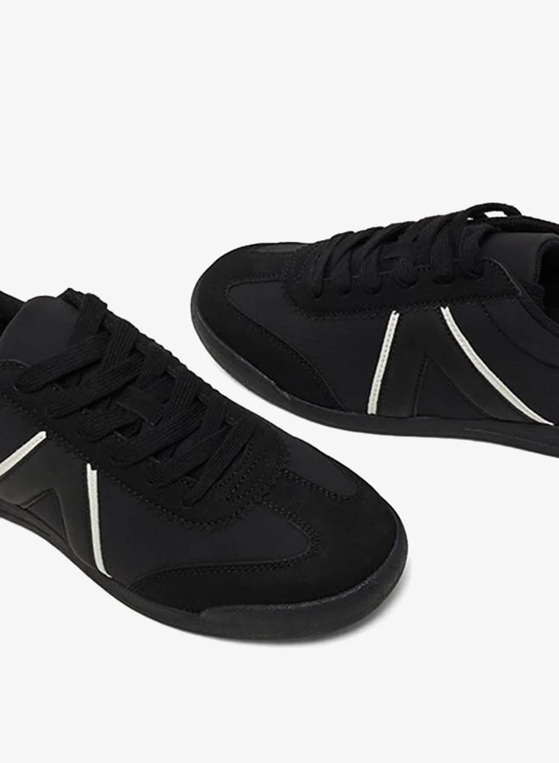 R&B Contrast Trim Runner Sneakers