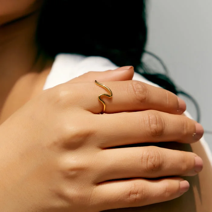 noya 18K Gold Plated Canggu Wave Ring