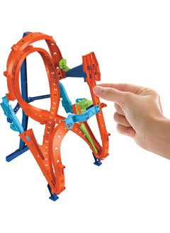 Hot Wheels مجموعة مسار مع سيارة هوت ويلز 1، مسار مرتفع بشكل 8 للسباق والألعاب البلاغية، يتصل بمسارات هوت ويلز الأخرى، يطوى للتخزين المريح  - Image 3