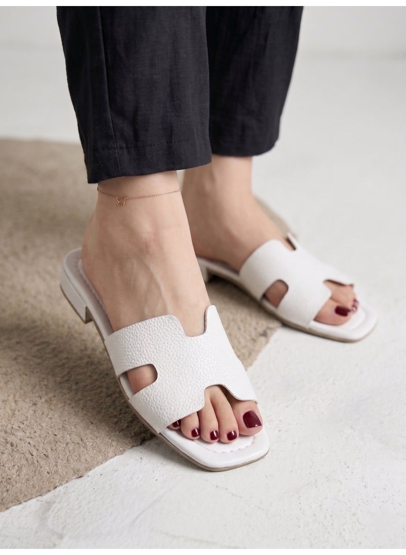 LIFESTYLISH Slippers flat leather Stylish with the letter H - SL-230 - White - Image 3