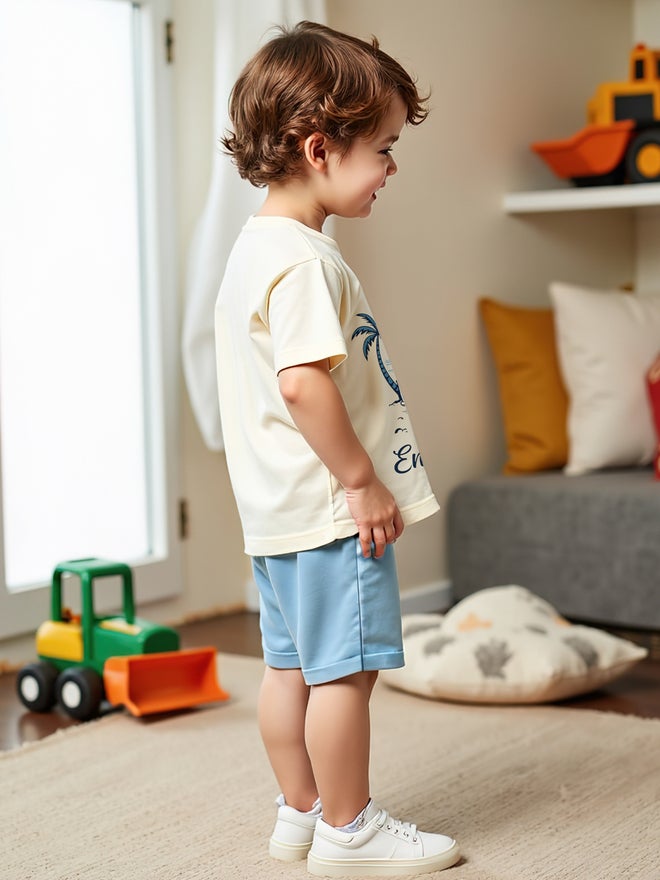 تايك تو طقم شورت وتيشيرت أزرق مطبوع للصيف قطعتين للأطفال - Image 2