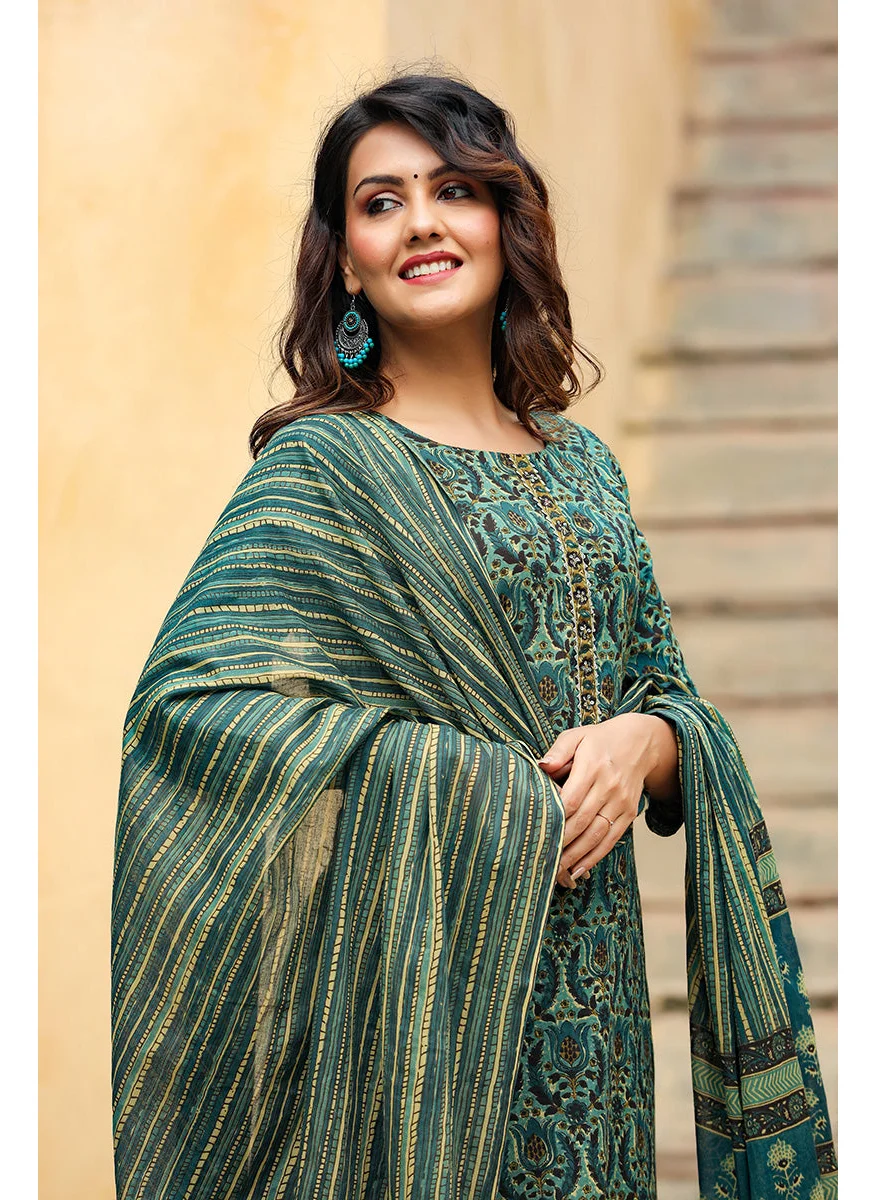 زيري سوق Green Rayon Blend Ethnic Motifs Suit Set