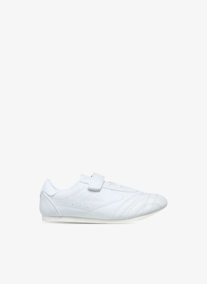Oaklan by Shoexpress Solid Sports Shoes with Hook and Loop Closure