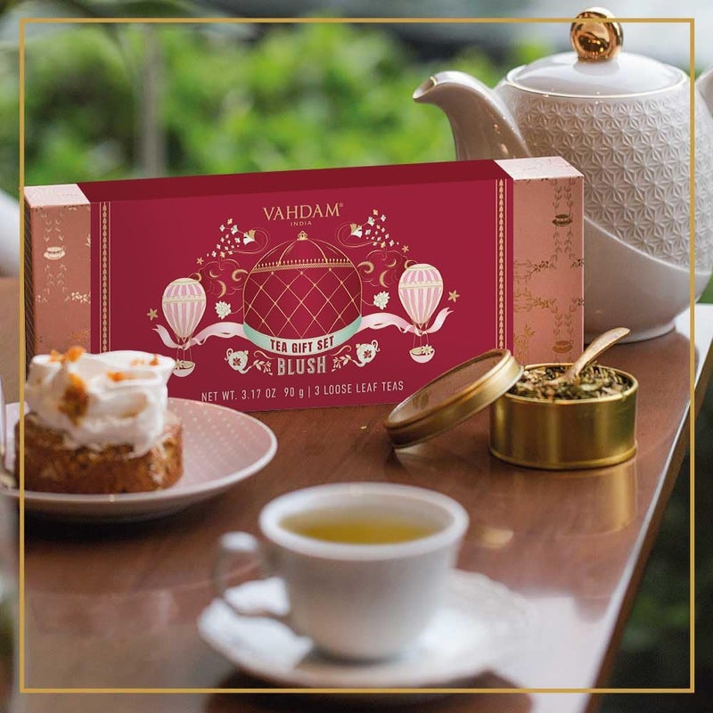 Vahdam فهدام، بلش - مجموعة هدايا شاي عيد الميلاد المتنوعة للنساء (3 أنواع شاي مميزة) علبة تقديم معدنية | شاي أوراق فضفاضة | خالي من الجلوتين وغير معدّل وراثيًا | هدايا لها - Image 3