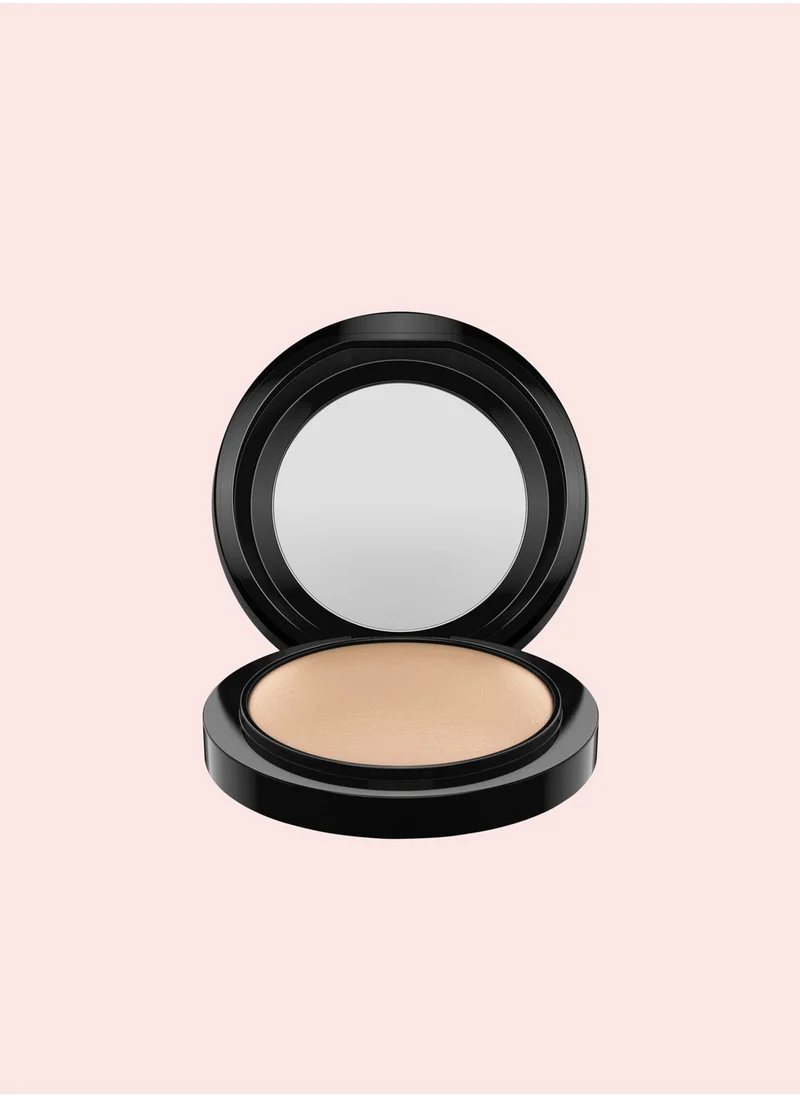 MAC Cosmetics Mineralize Skinfinish Natural - Medium Golden