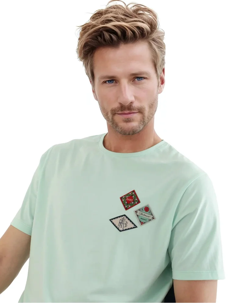Rare Rabbit Men's Hd Pocket Placement Print Regular Fit T-Shirt