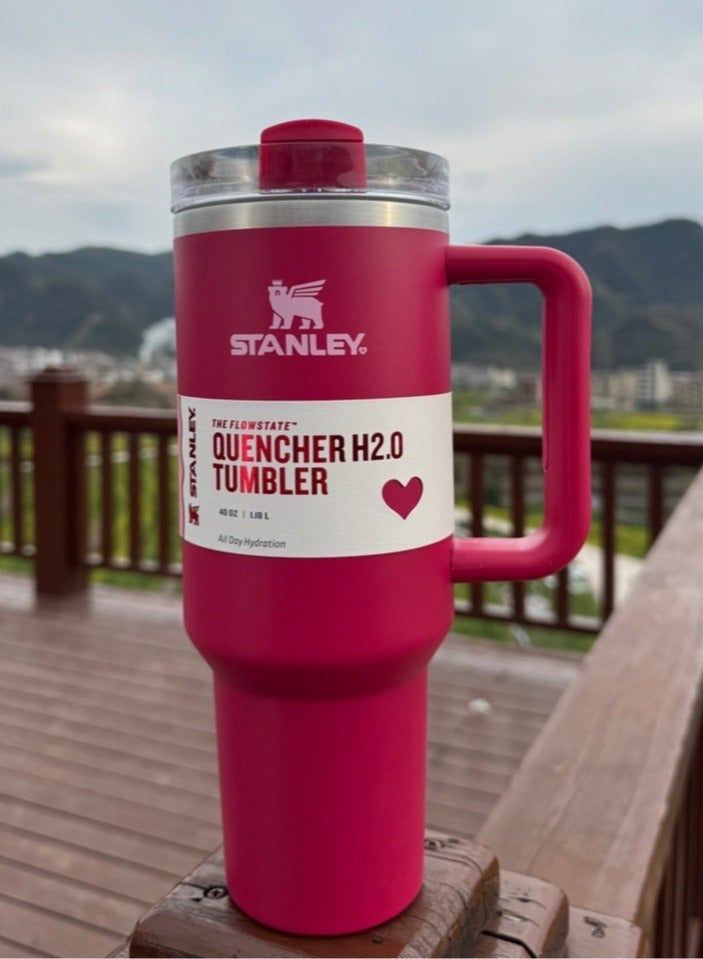 ستانلي كوب Quencher H2.0 FlowState المصنوع من الفولاذ المقاوم للصدأ معزول بالفراغ مع غطاء وقشة للمياه والشاي المثلج أو القهوة والعصائر والمزيد، سعة 40 أونصة - Image 3