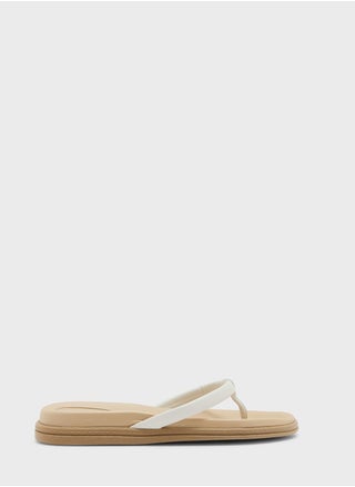 Kendra Single Strap Flat Sandals - pzsku/Z847A8B05C62757A98EEBZ/45/_/1710937458/6b7dcac4-9851-479e-b2a9-18b01f6456c8