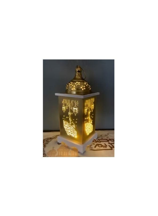 فانوس رمضان بإضاءة ليد ذهبي 34x14x14cm - Image 1