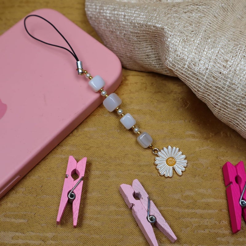 Threads & Beads Phone charm, Hand Made with Beads and Colorfull Daisy Charm - Image 4