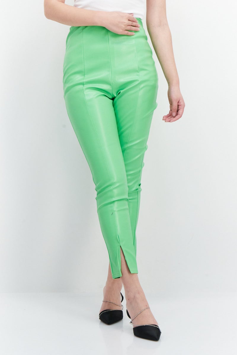 I SAW IT FIRST Women Solid Straight Pant, Green - Image 1